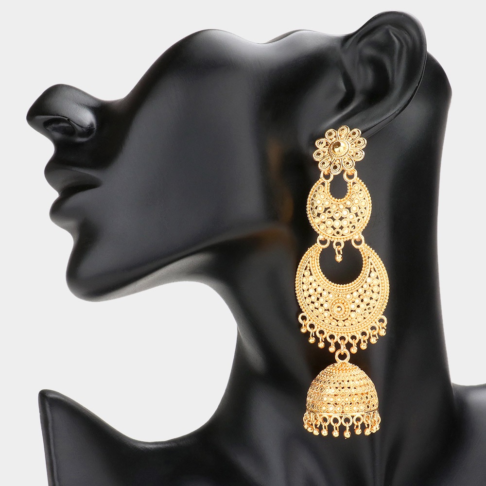Elegant Gold Dangle Earrings 25$